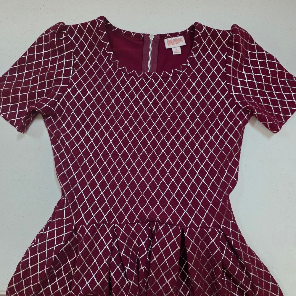 LuLaRoe Amelia Dress Womens Small Burgundy Silver Metallic Diamond Grid Holiday